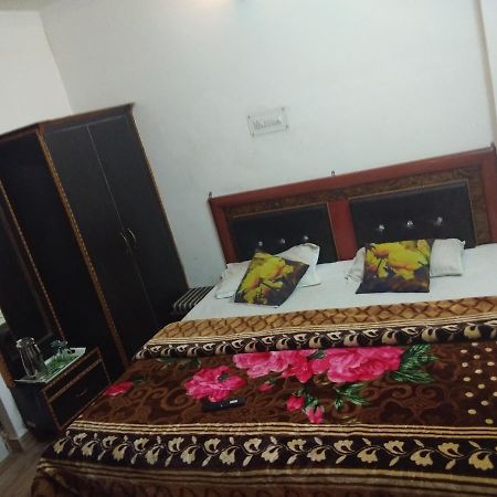 Mini Moti Mahal By Mtmc Rooms จามมู ภายนอก รูปภาพ