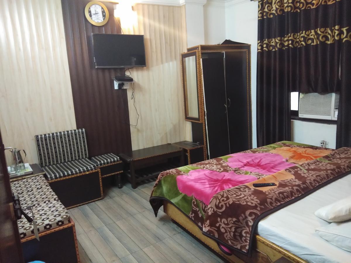 Mini Moti Mahal By Mtmc Rooms จามมู ภายนอก รูปภาพ