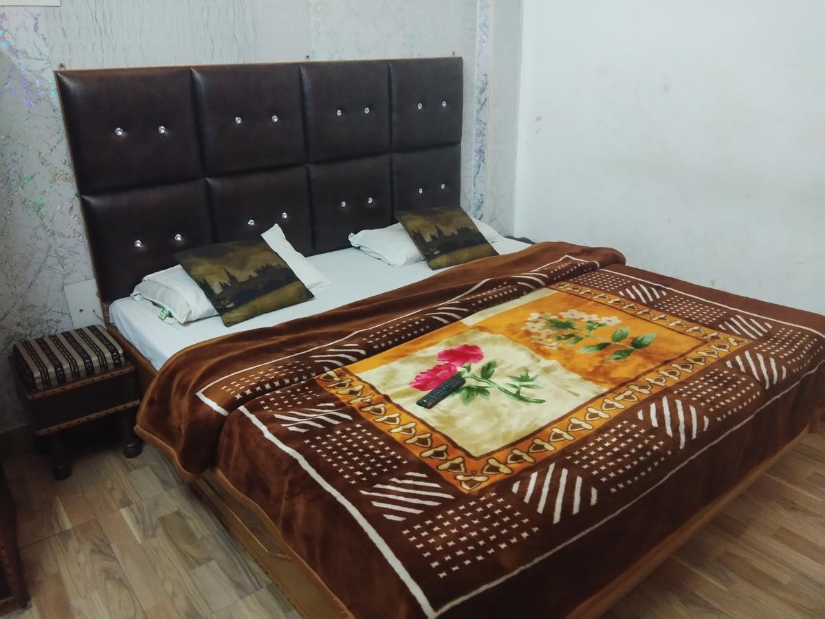 Mini Moti Mahal By Mtmc Rooms จามมู ภายนอก รูปภาพ