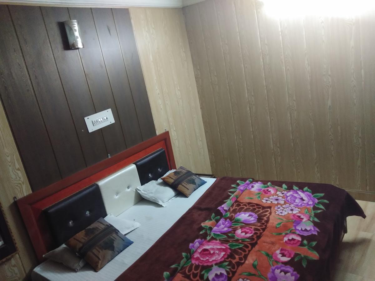 Mini Moti Mahal By Mtmc Rooms จามมู ภายนอก รูปภาพ