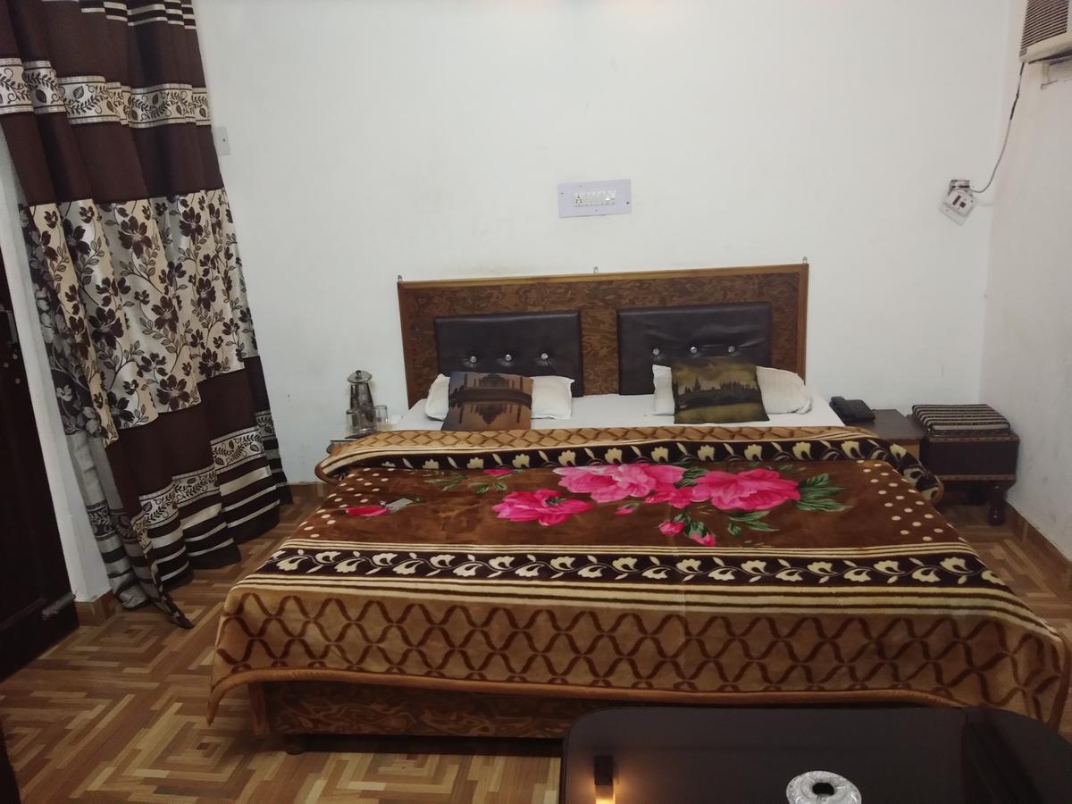 Mini Moti Mahal By Mtmc Rooms จามมู ภายนอก รูปภาพ